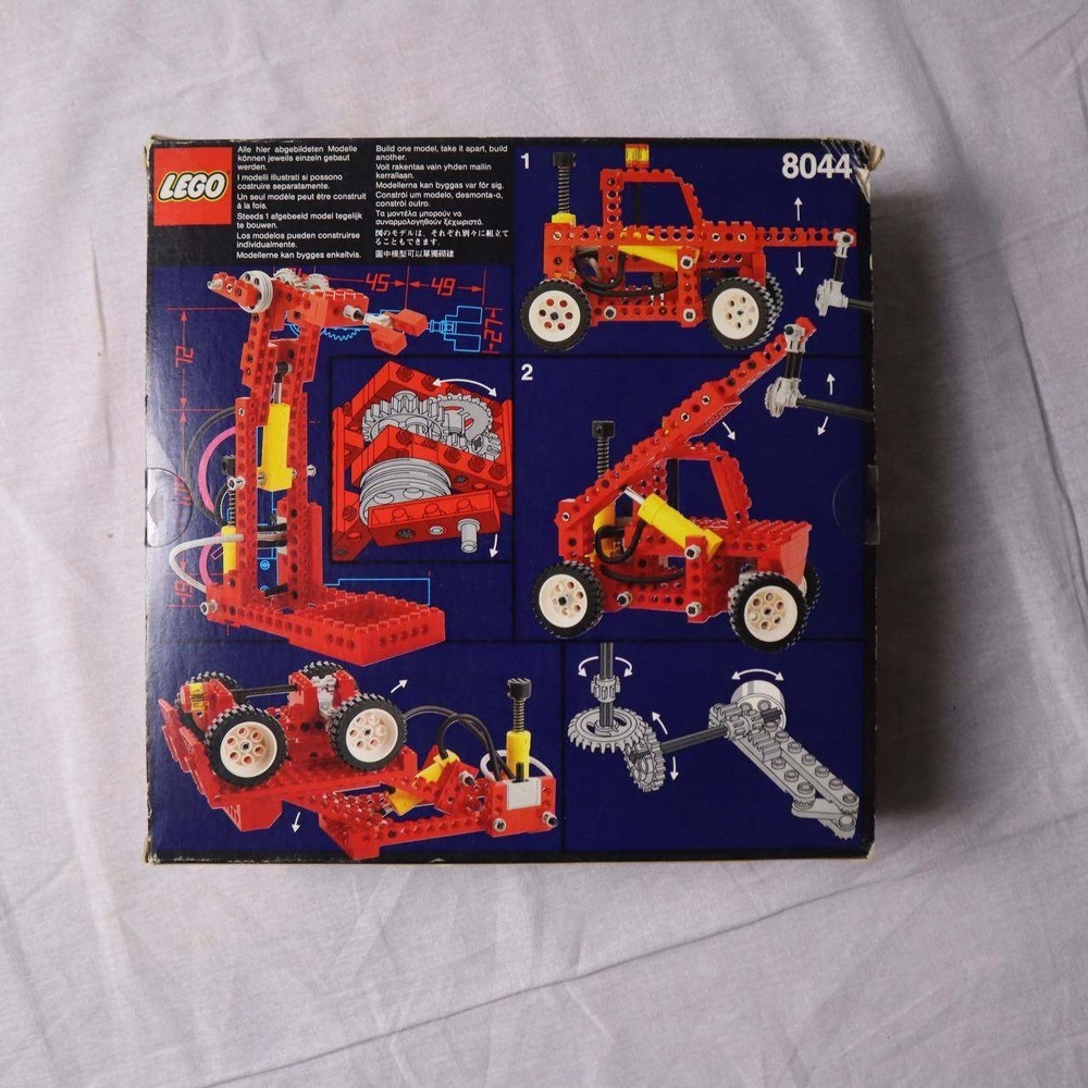 LEGO Technic 8044 Pneumatic Construction Vehicle‎ Building Toy Set READ - Picture 2 of 7
